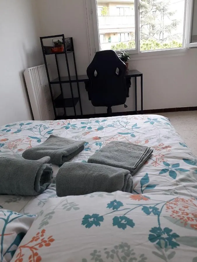 Chambre D'Hotes Paisible Nice Homestay